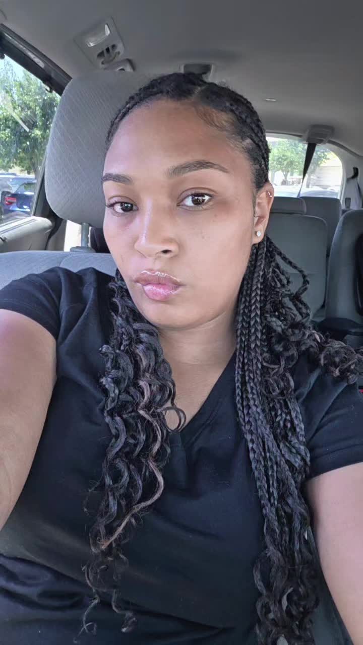 @Auribabyy
