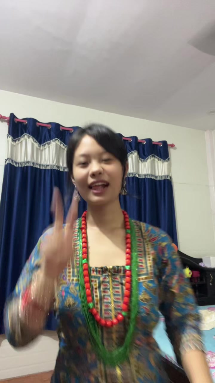 @屁