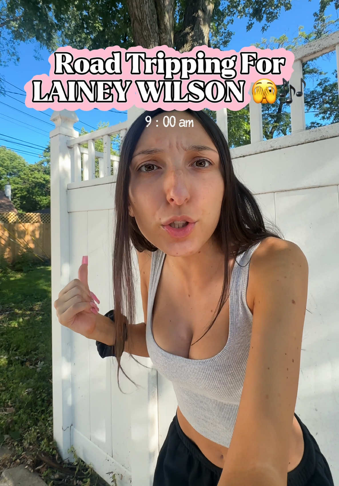 @ItsAlexisSimone