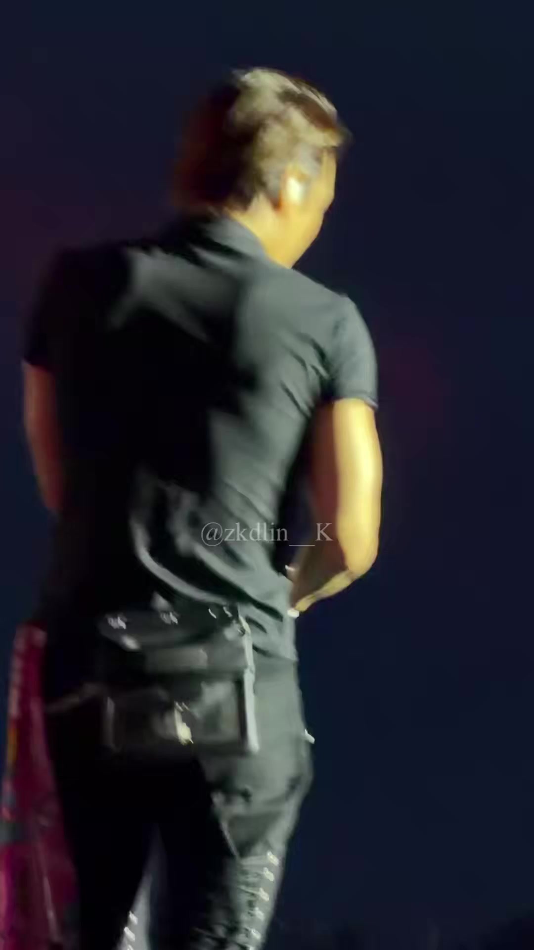 @🤸