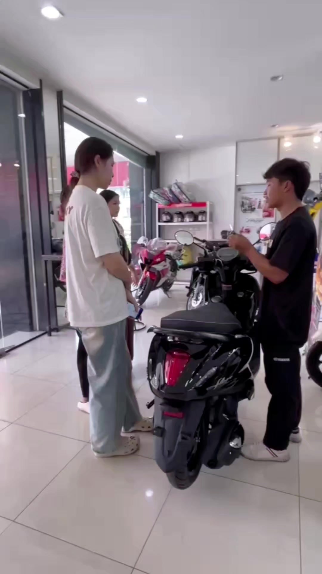 @muangloeiyamaha