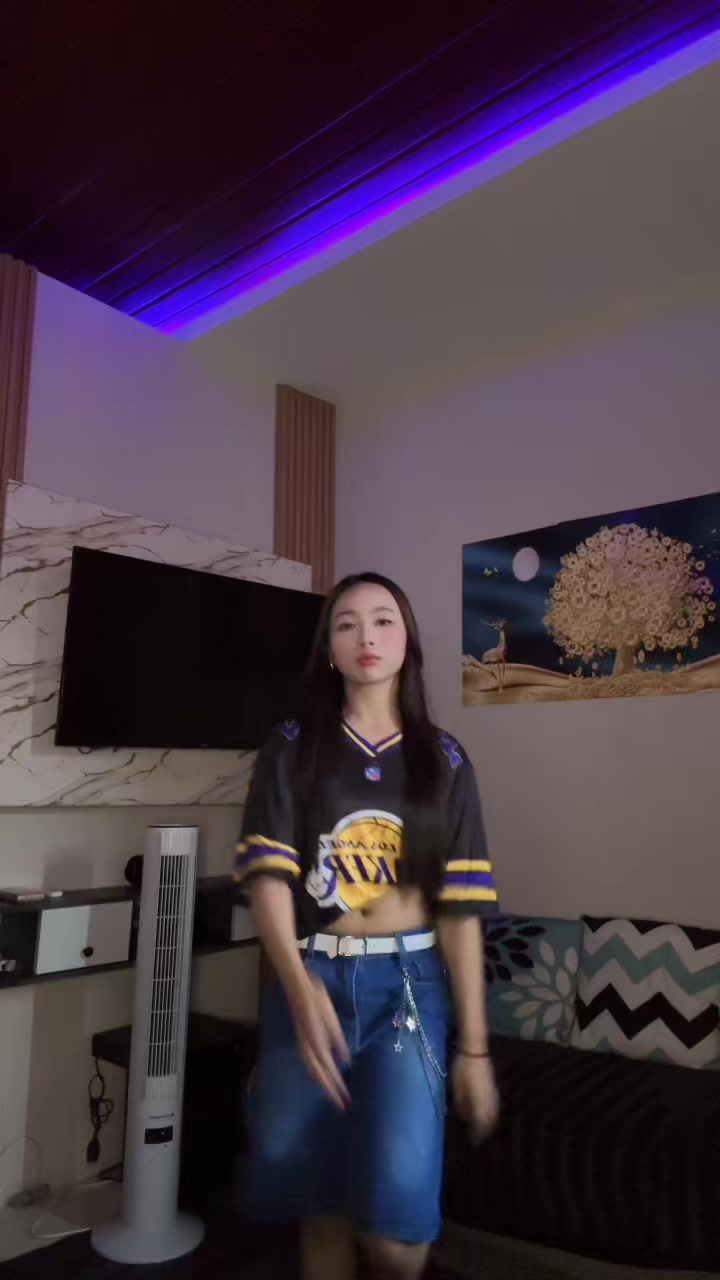 @Charmaine_sotto