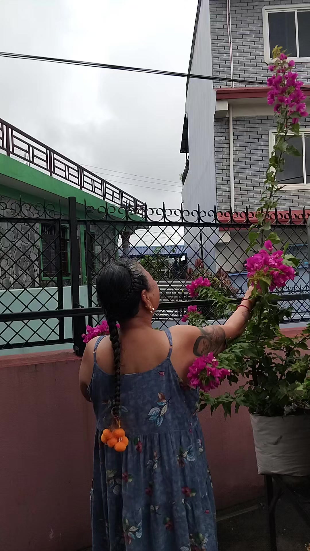 @meera gurung