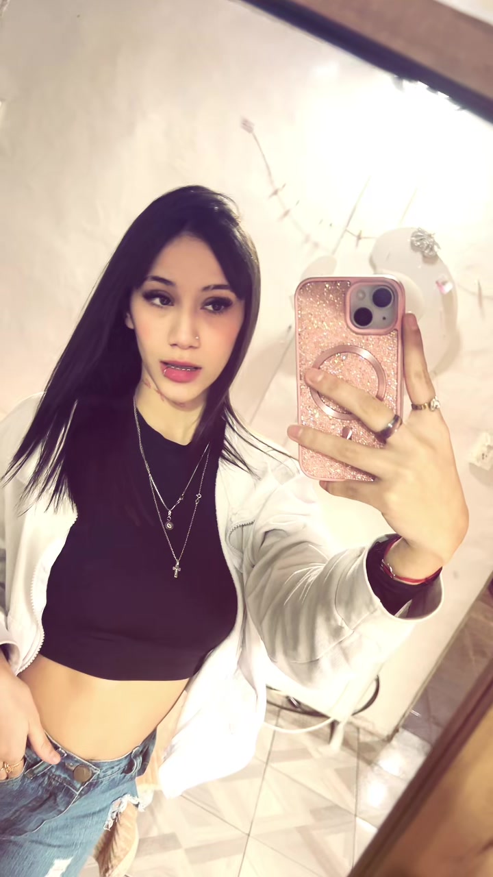 @candelita sandoval🥂