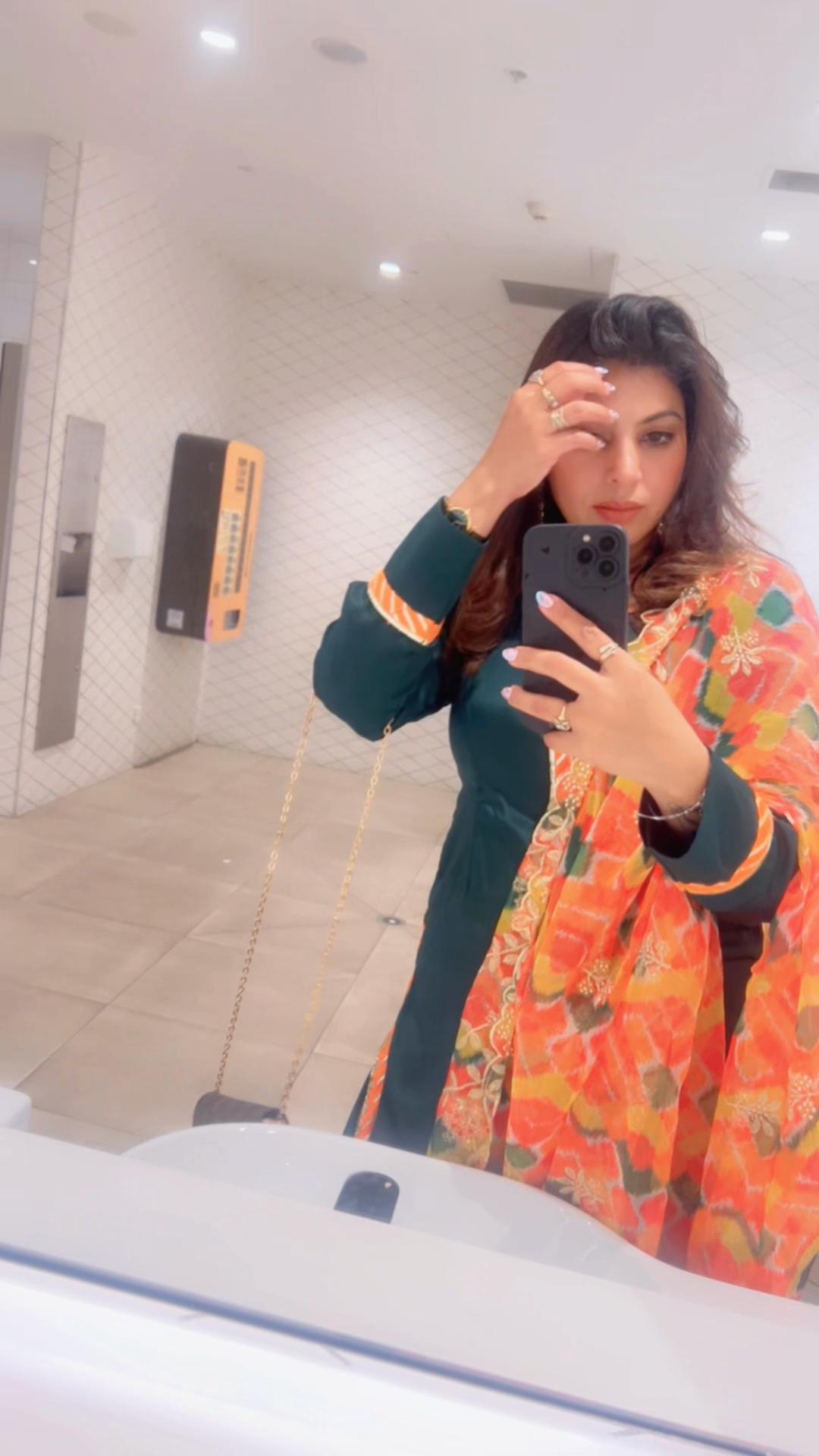 @J_arora