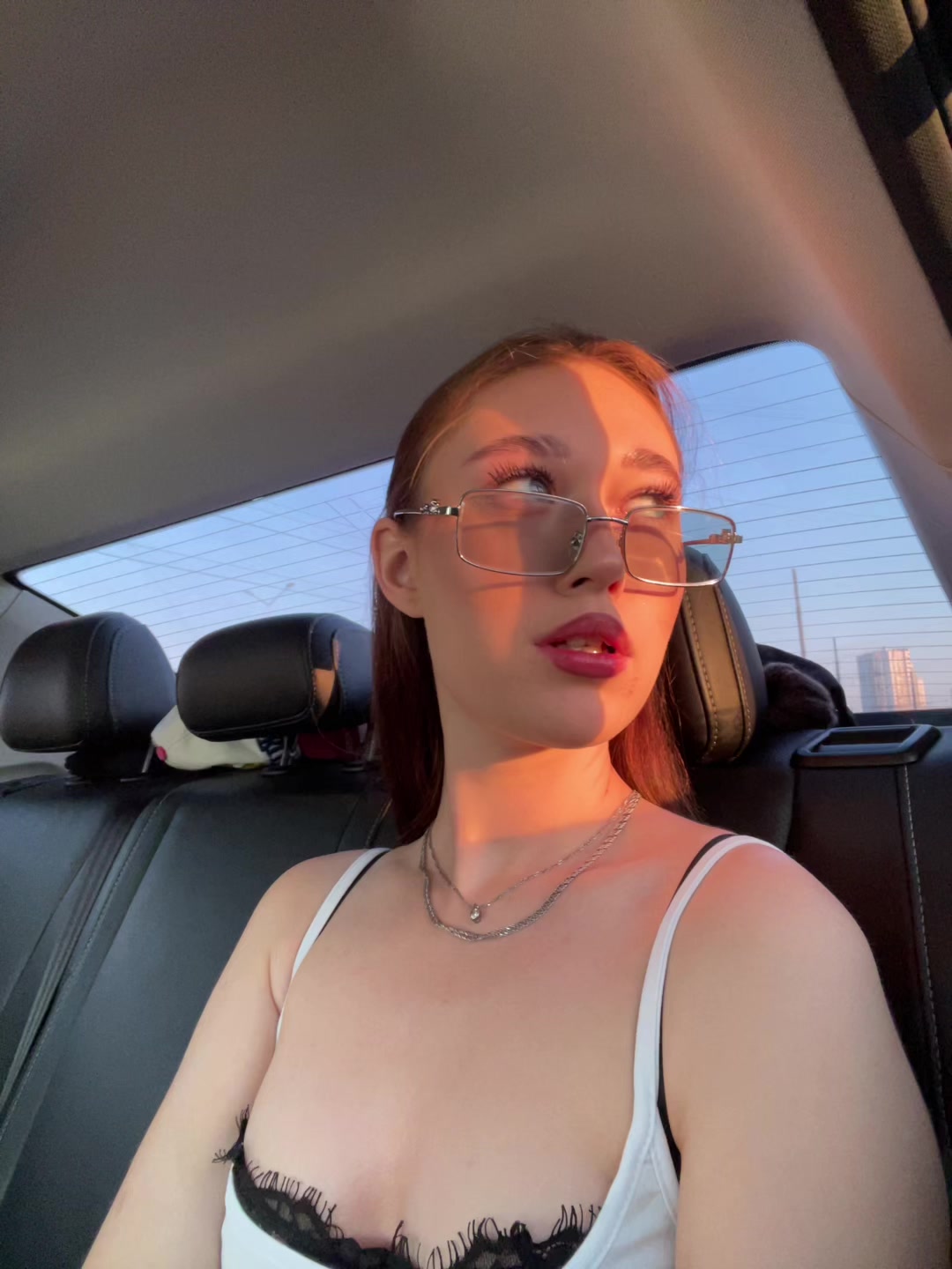 @Daria🥀