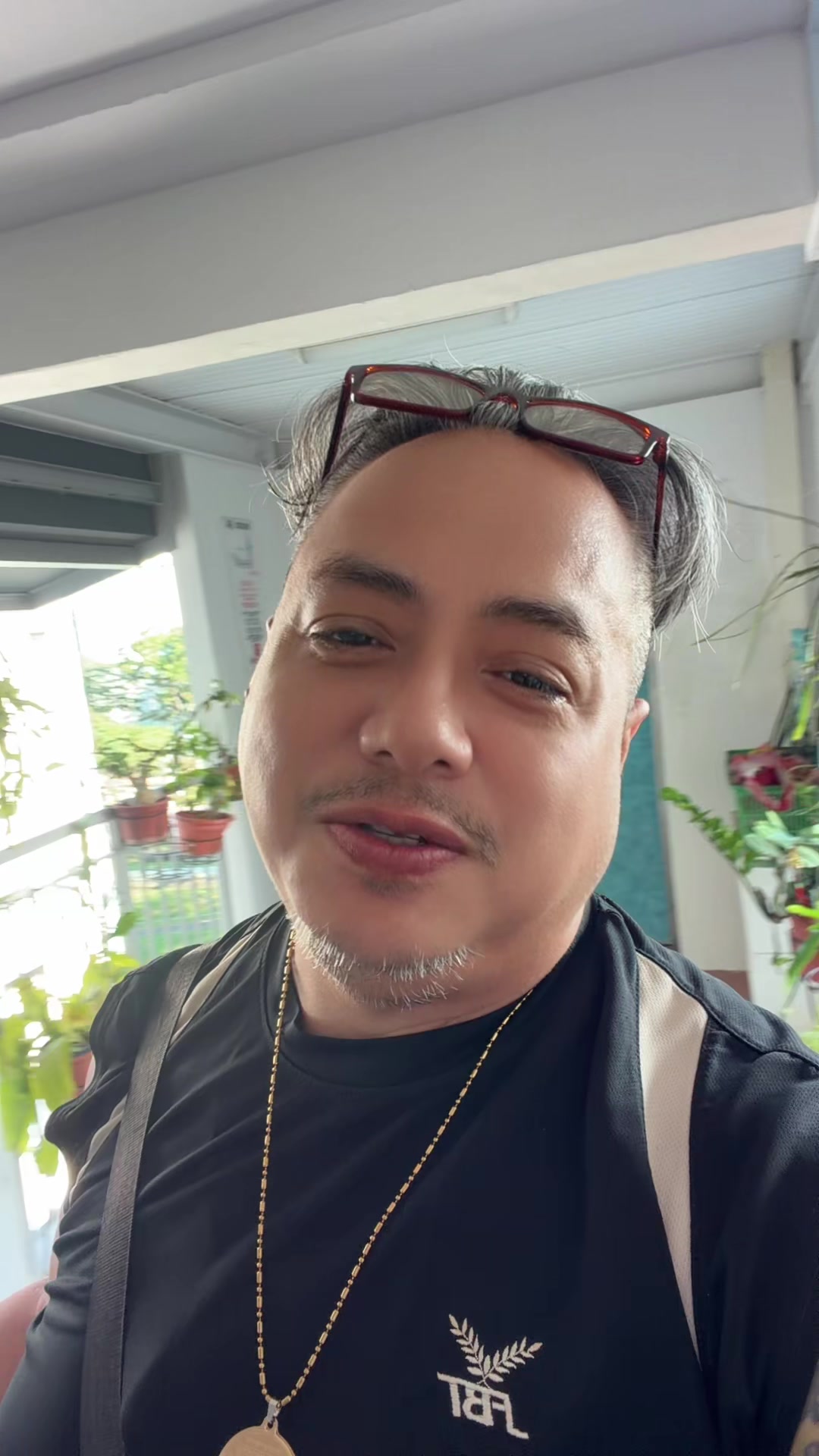 @iamDeEnormouS 🇸🇬