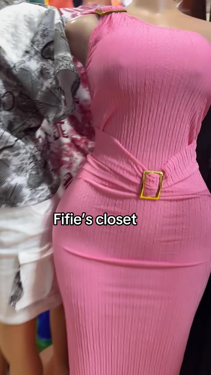 @FifiLoveUG🦋🖤🕊
