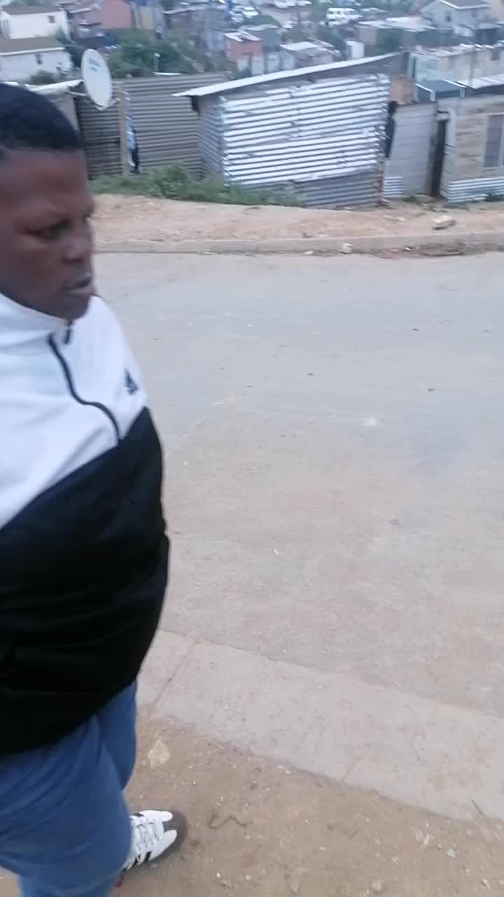@MrSisonke