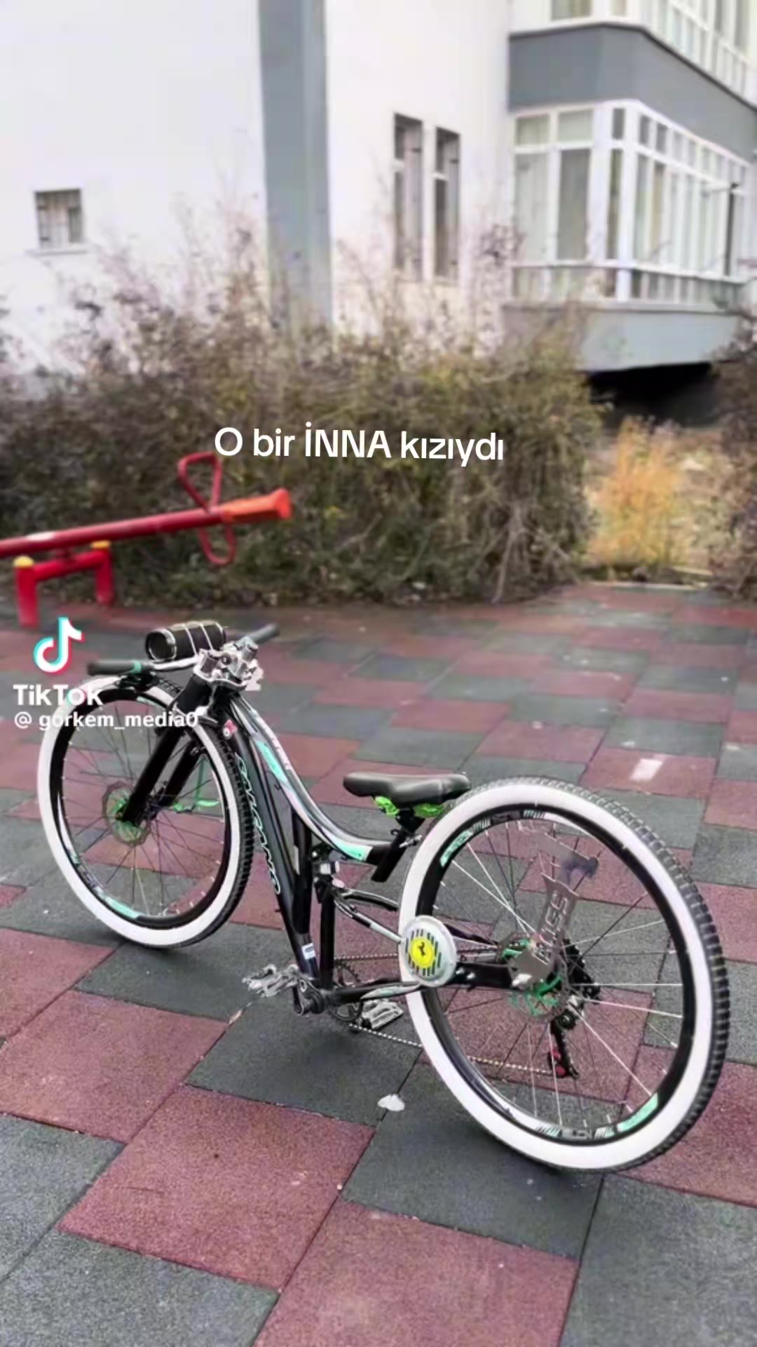 @Avni Kerem Demirörs