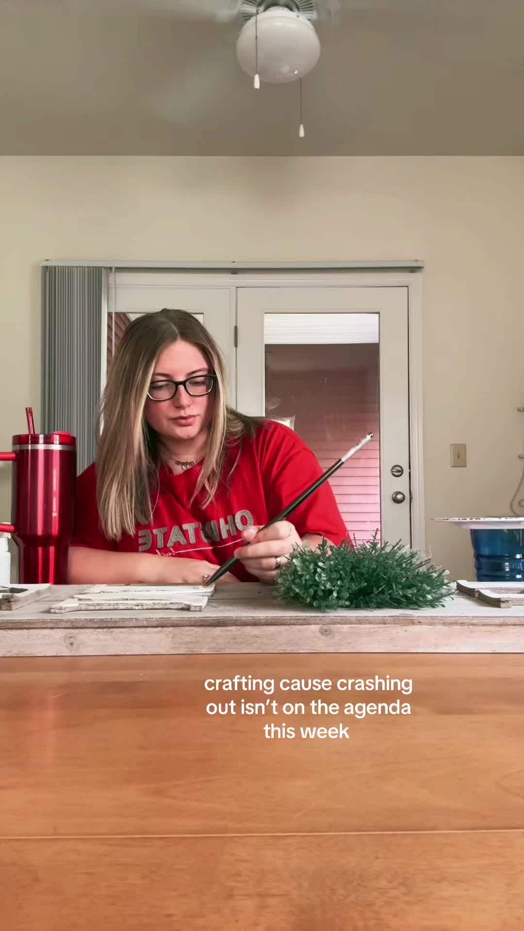@mo