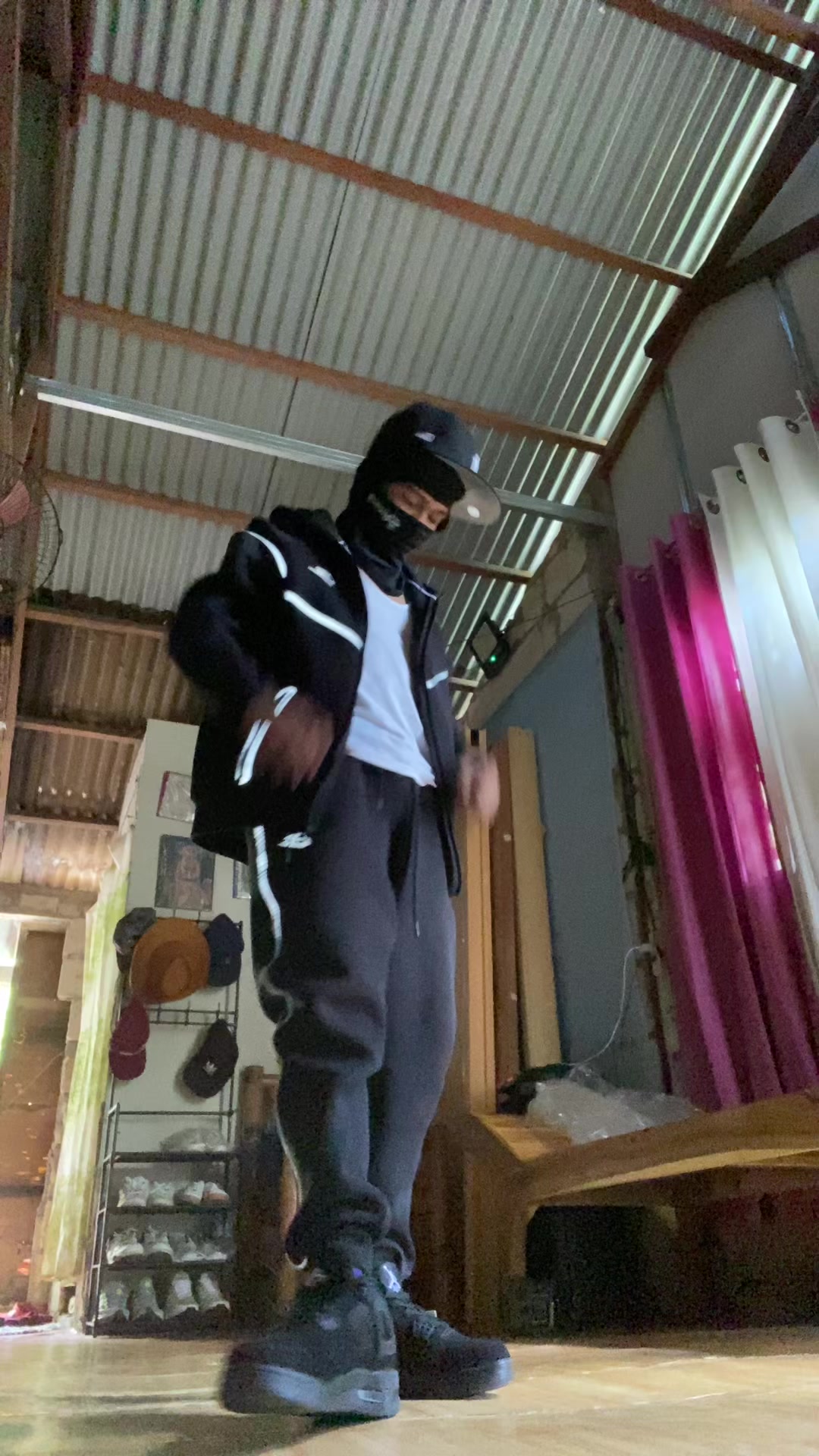 @Alibabajr🦇