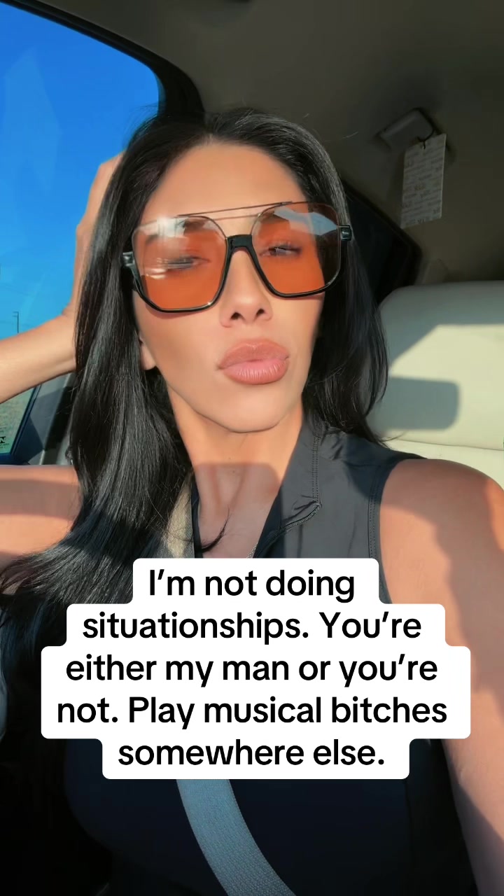 @KeepingUpWithVeronica
