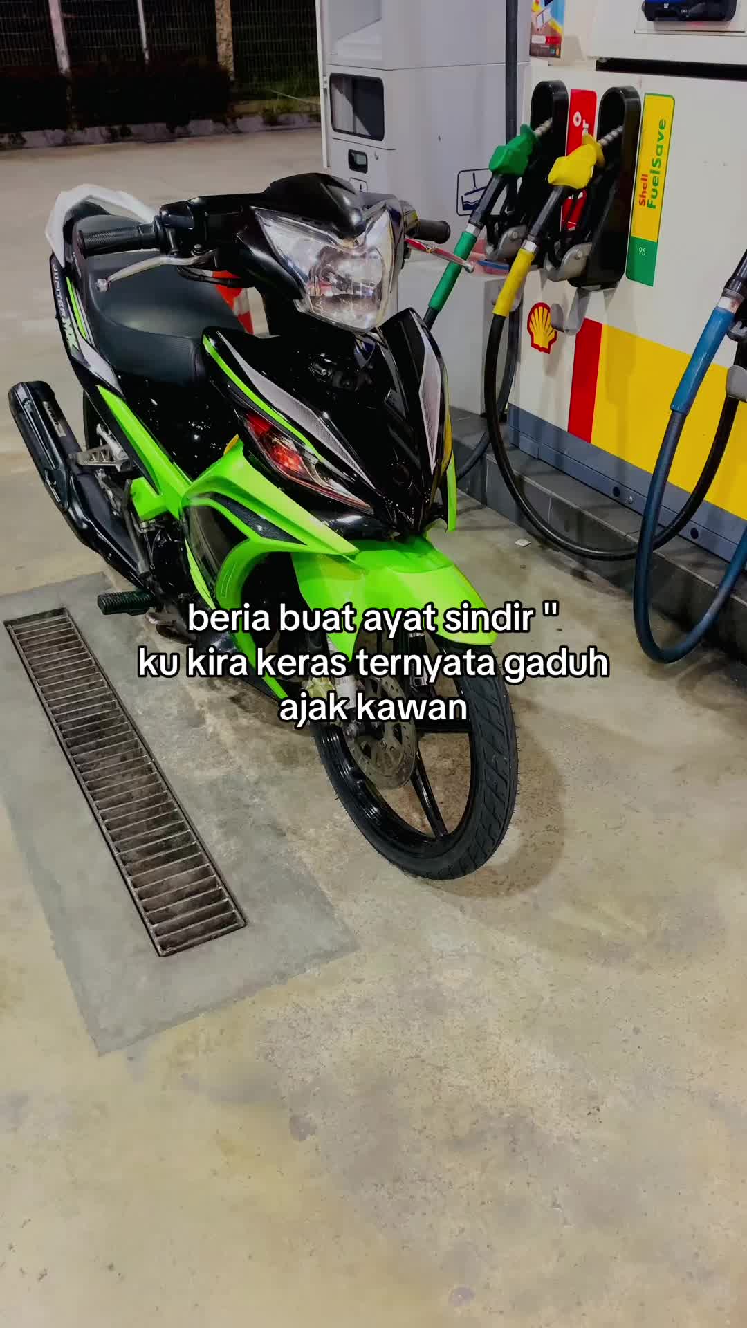 @+011