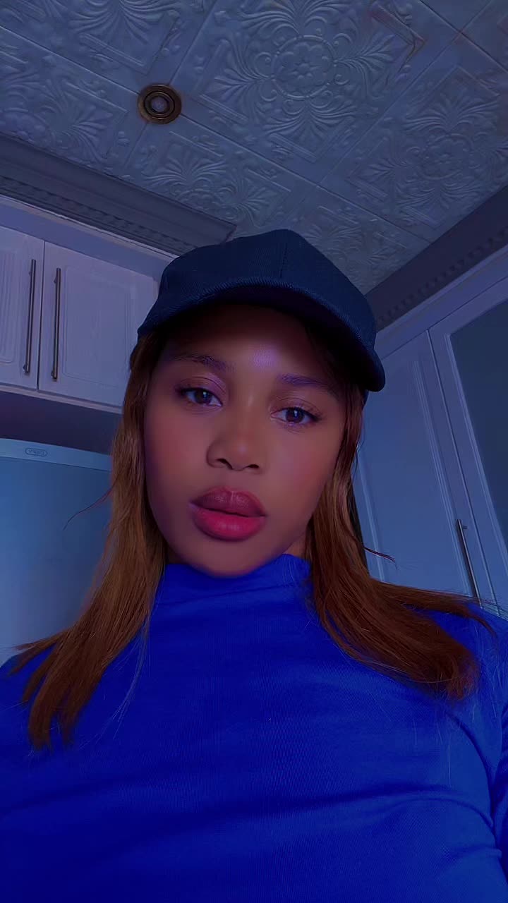 @Confie_thefirst_