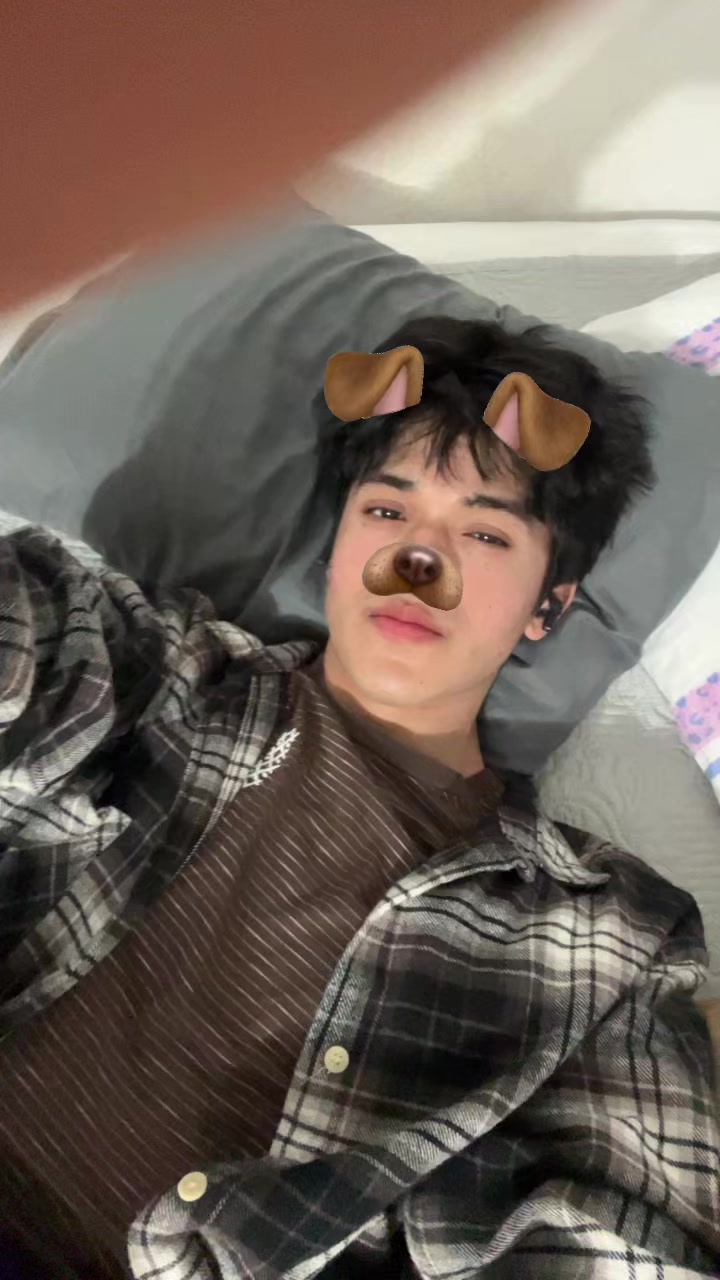 @Brokeboi