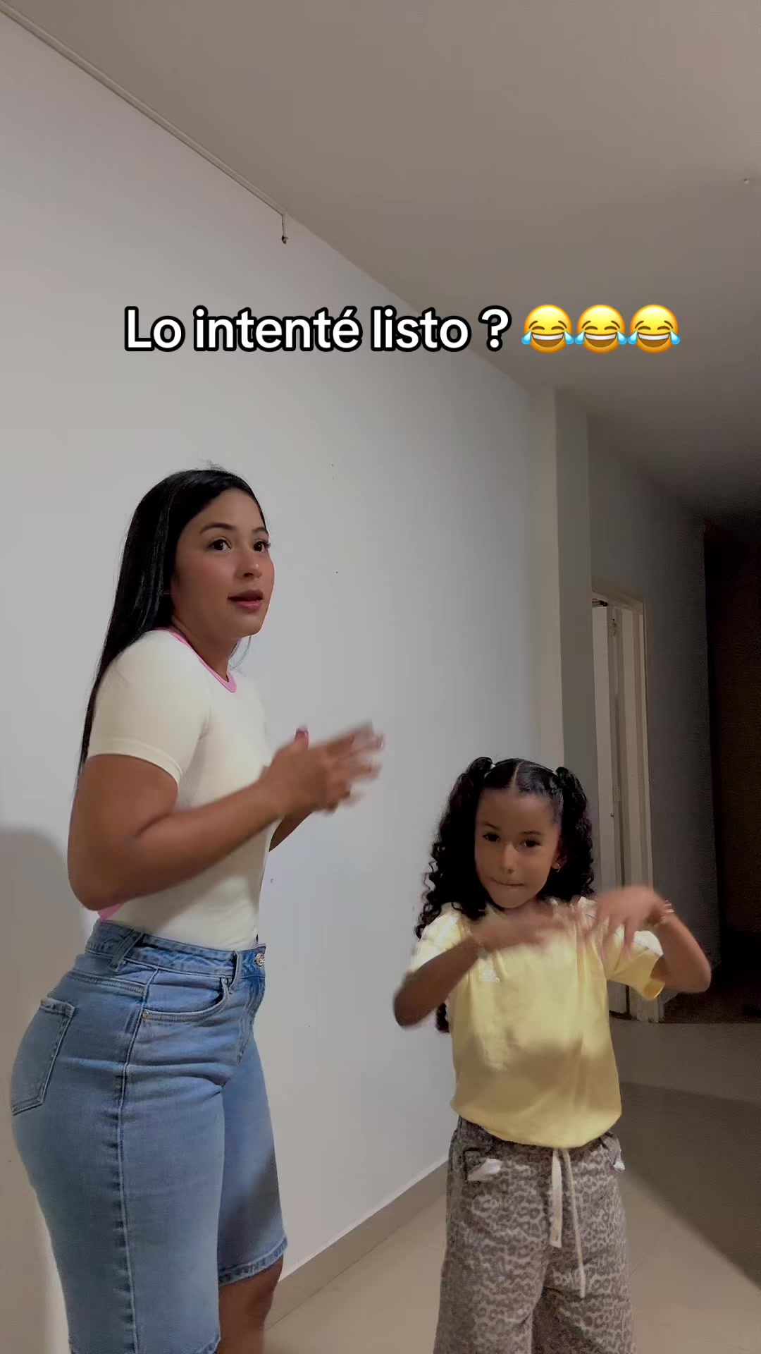 @ᥫ᭡