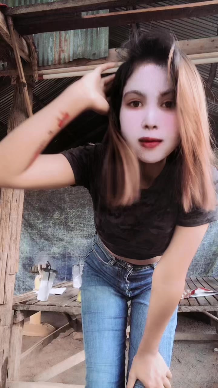 @ឈ្មោះ អាខោនឆាត. Āh Jīñ Šp 🥵🫦