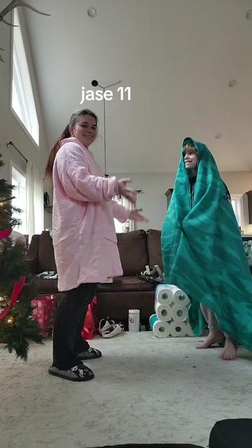 @Fingerlicknfunsized