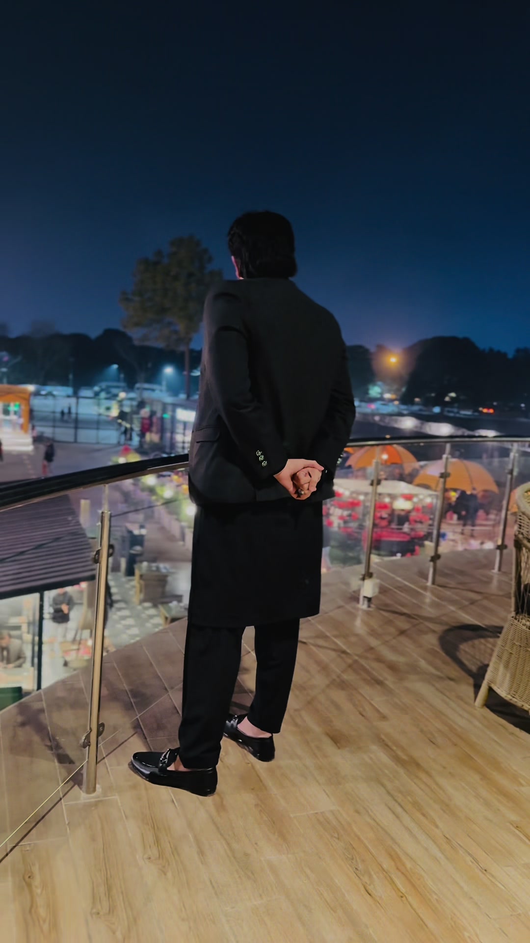 @سرکار🏴☠️