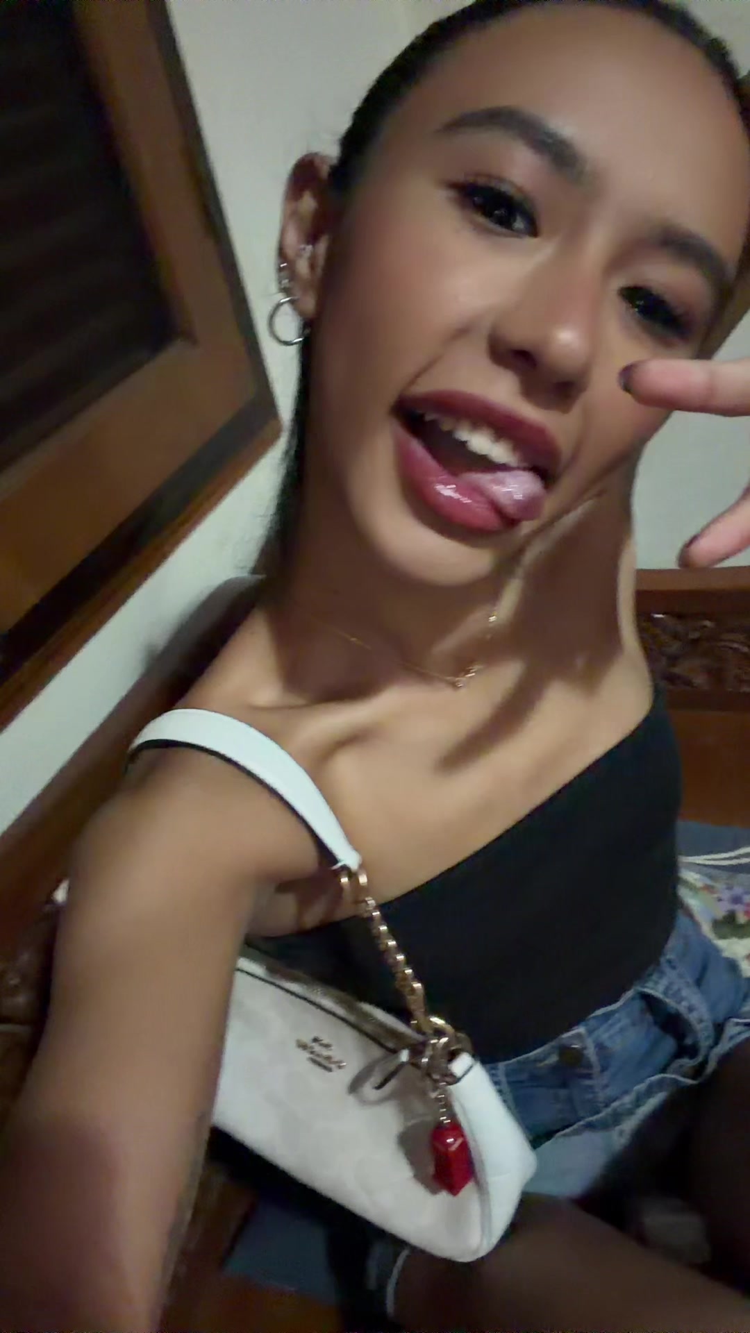 @𝓫𝓮𝓵𝓵𝓪💋