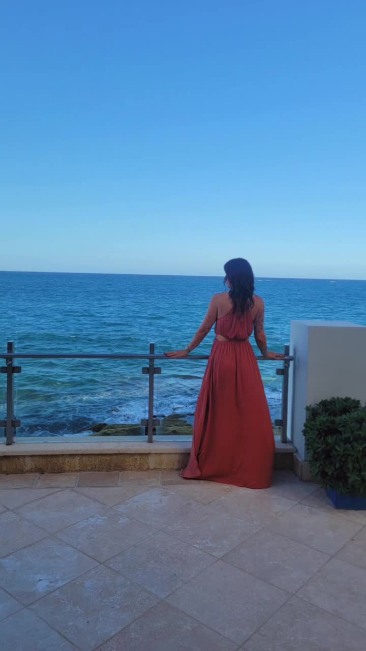 @LA DO&Ntilde;I 👑🌻💋