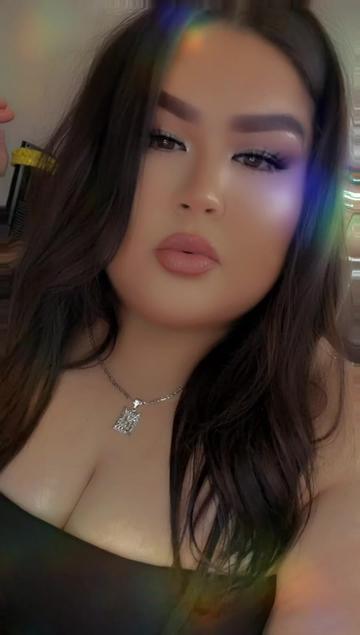 @𝒟𝒪𝑀𝐼𝐼🌸