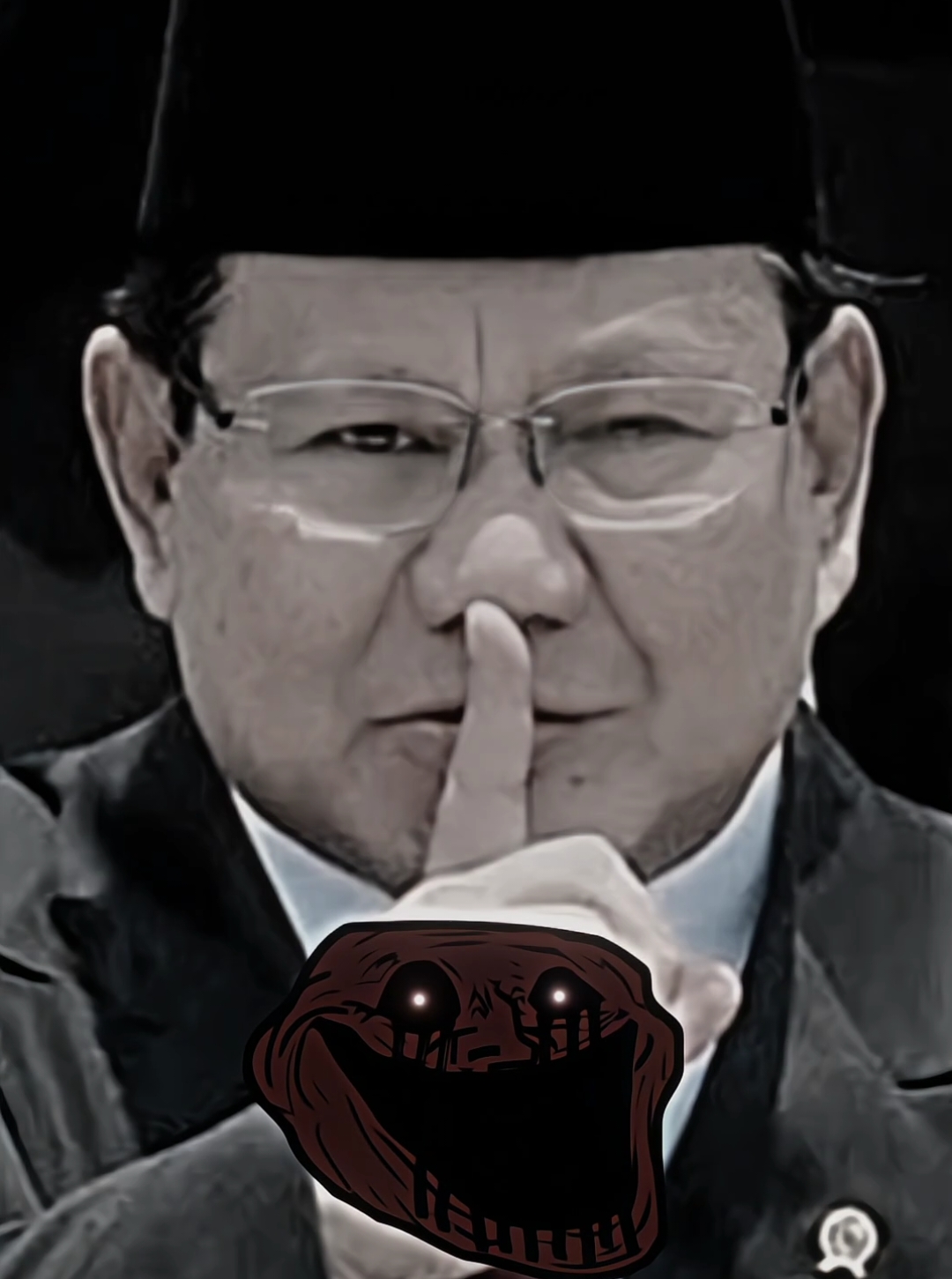 @TOTALLY POLITICS