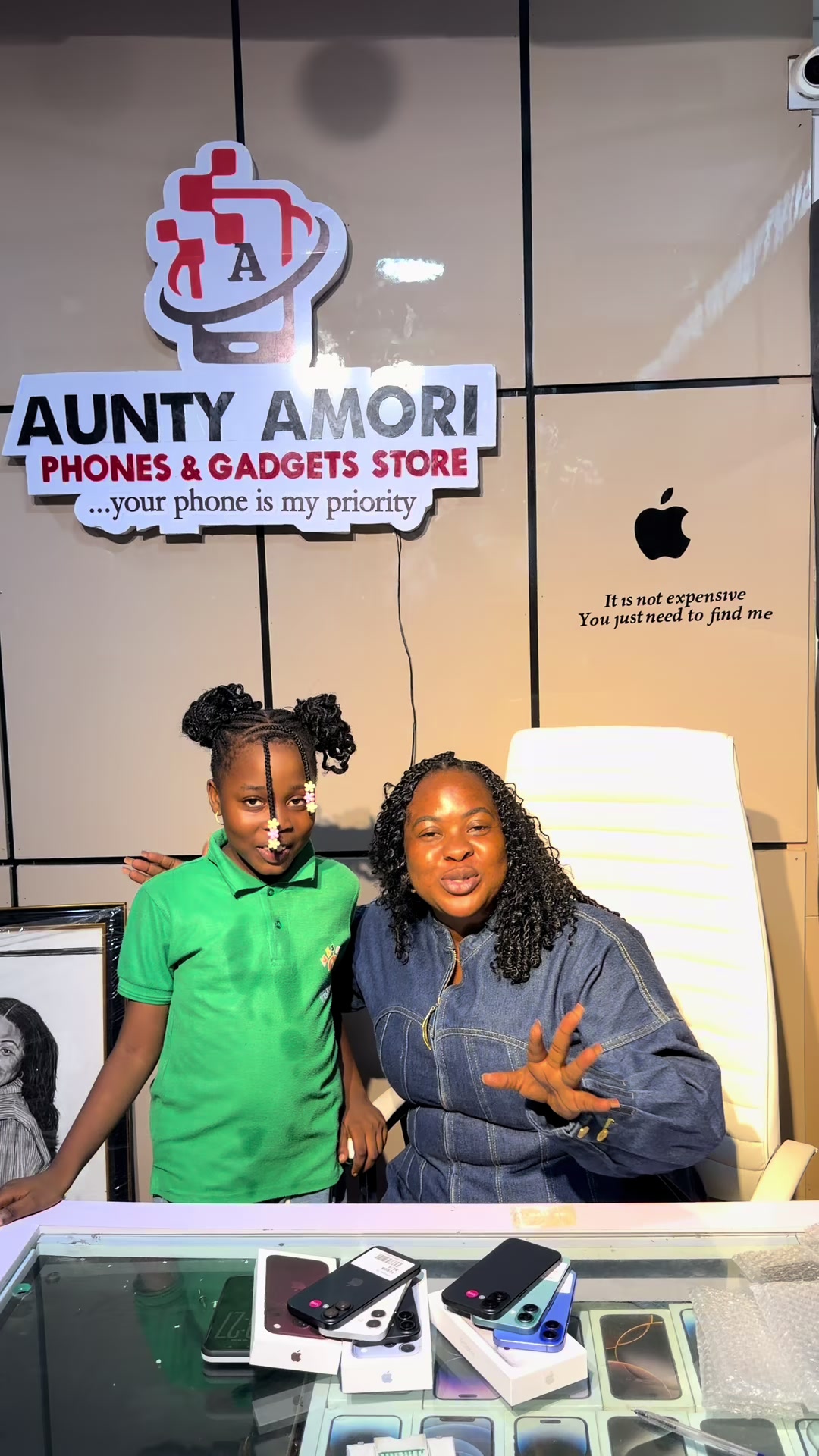 @AuntyAmori_ibadan iphonevendor