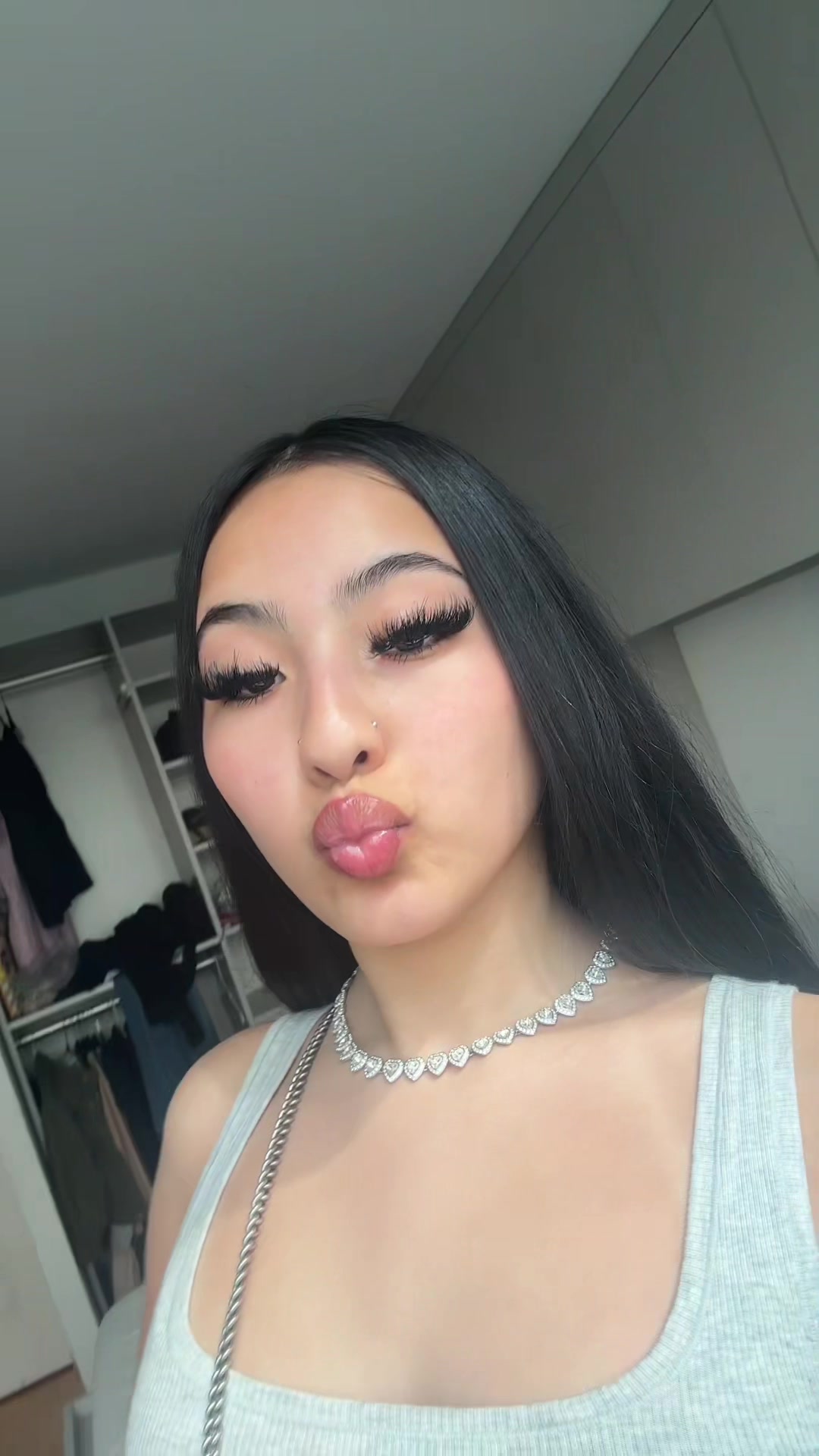 @️