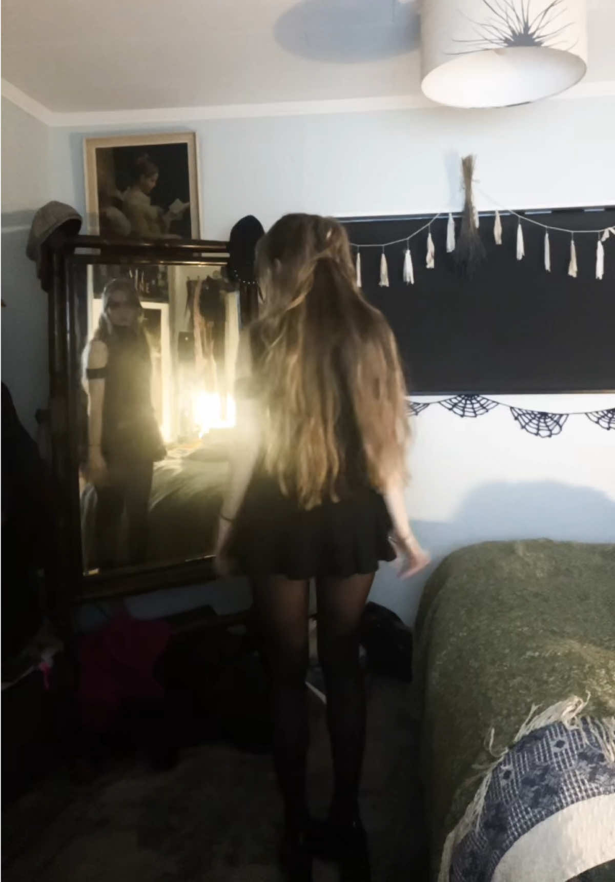 @Lo