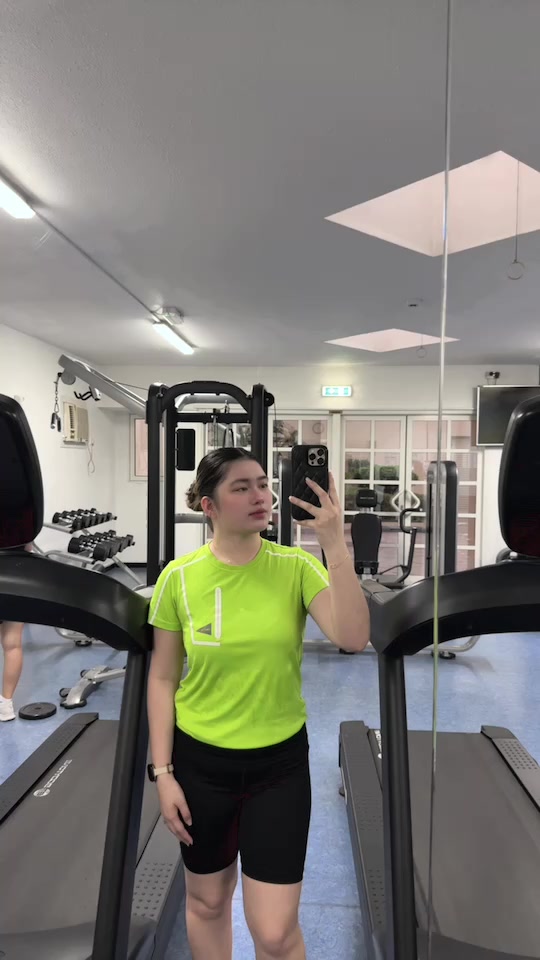 @DubaiWithChrisza