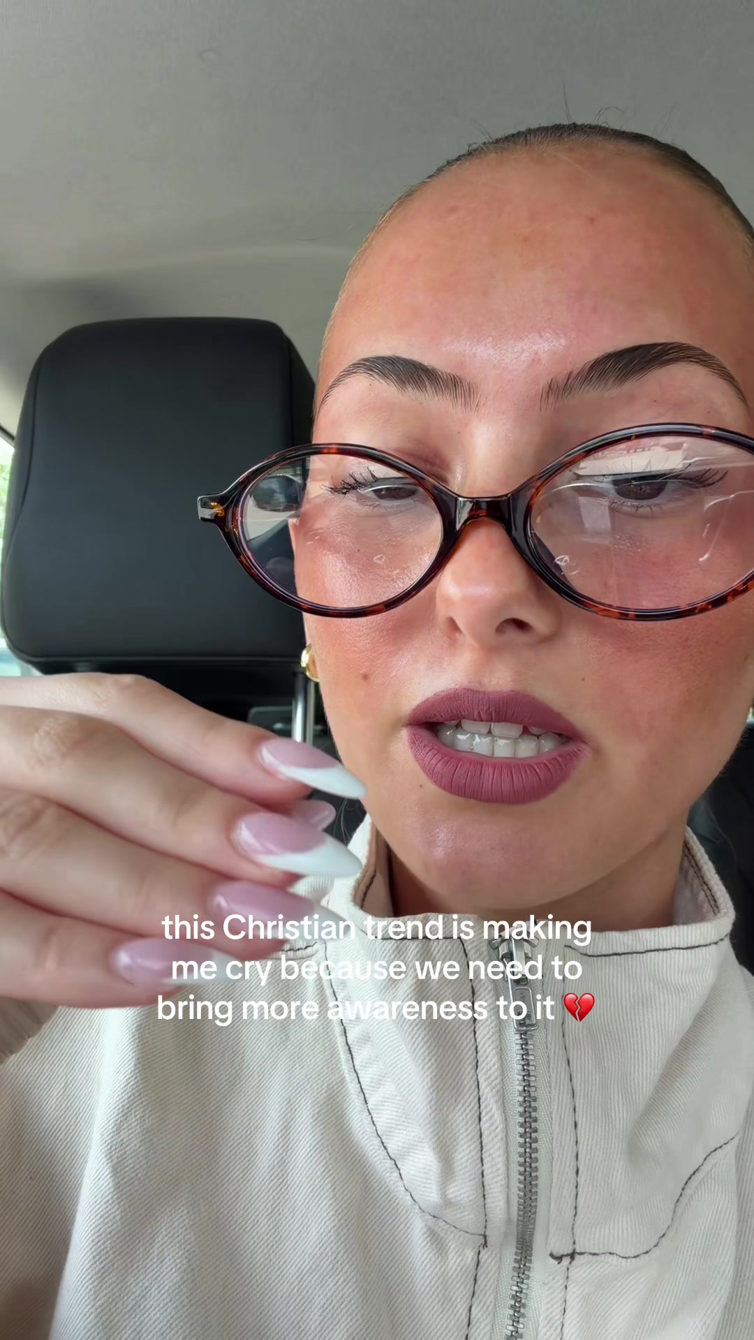 @withlaurairl