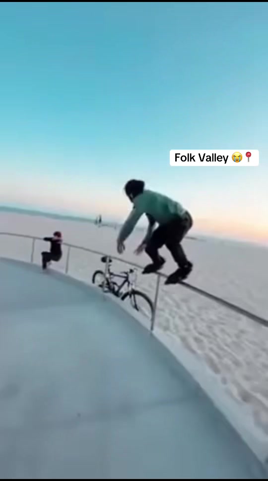 @Folk Valley