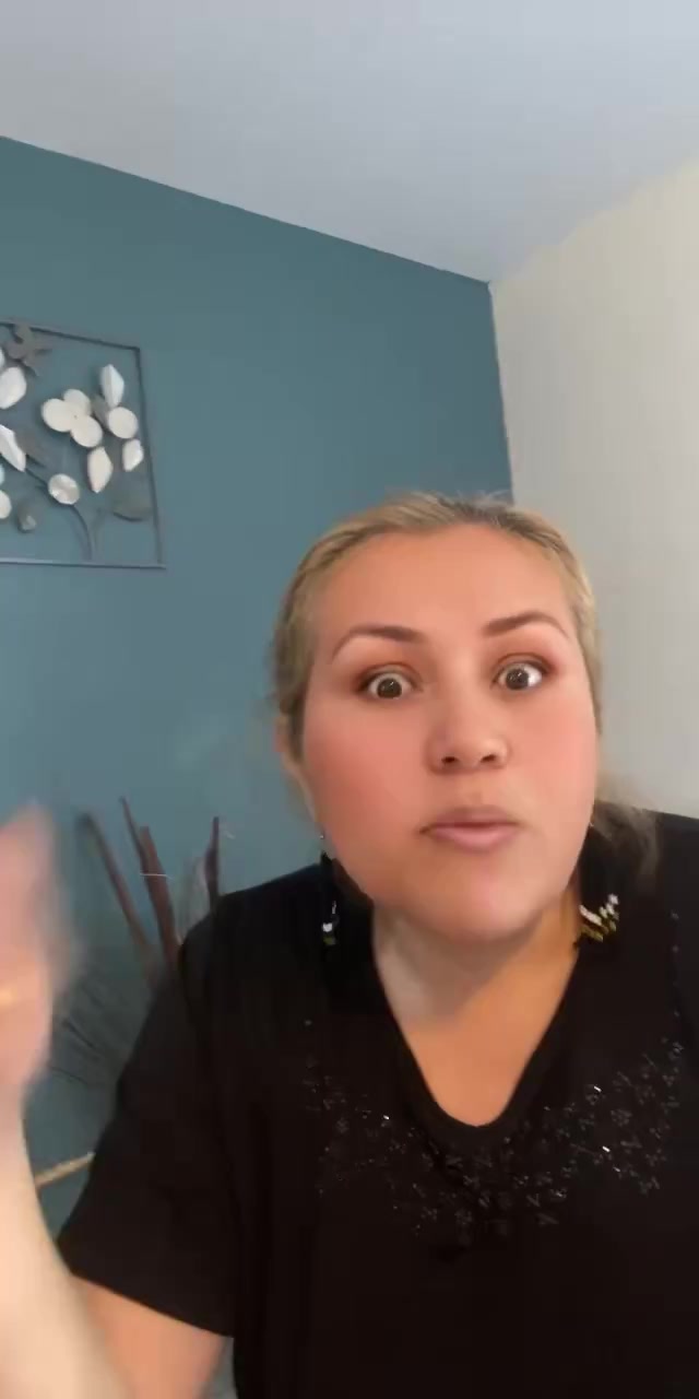 @Julia 🇨🇴 en Francia