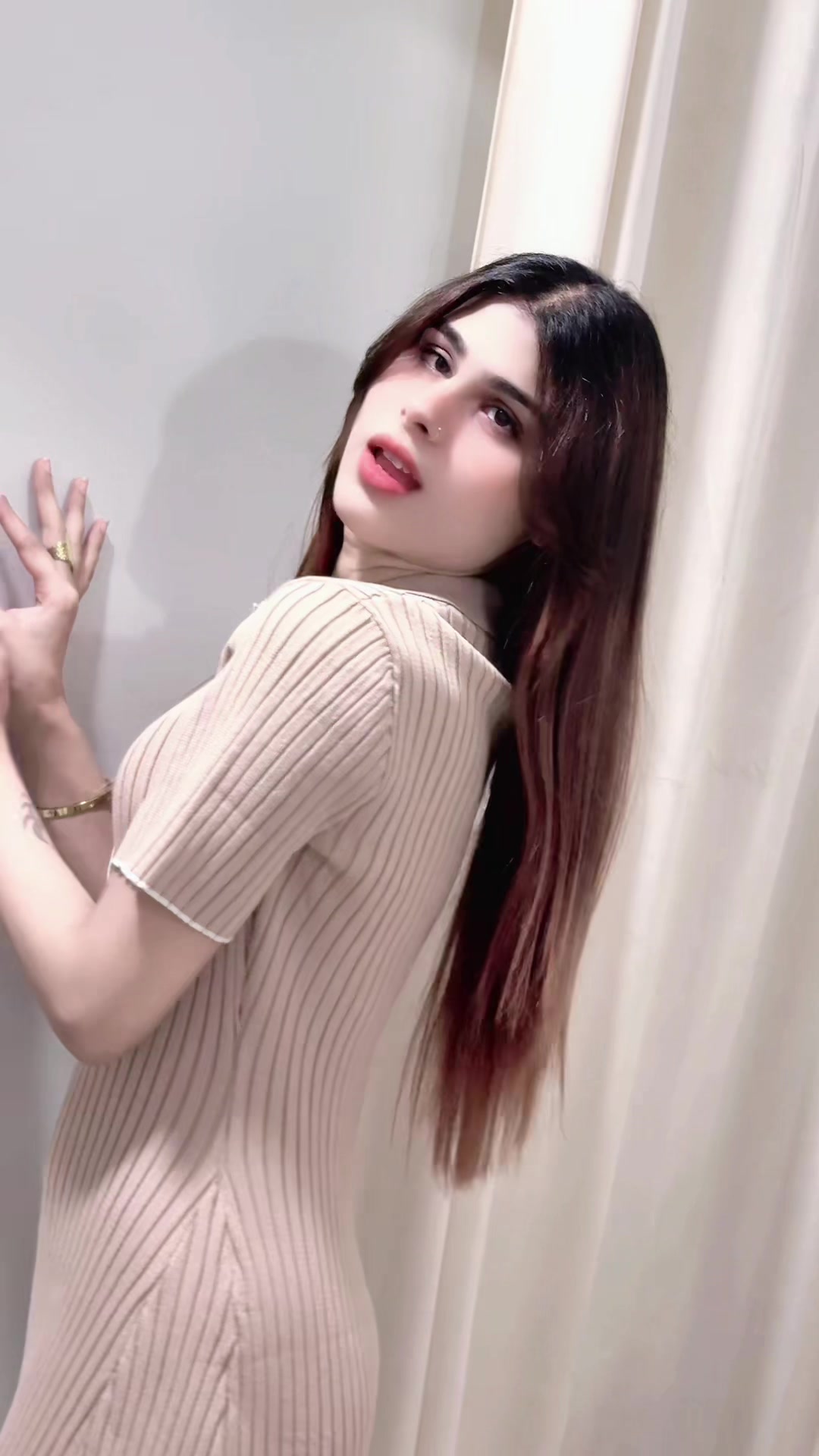 @MAHI 👑