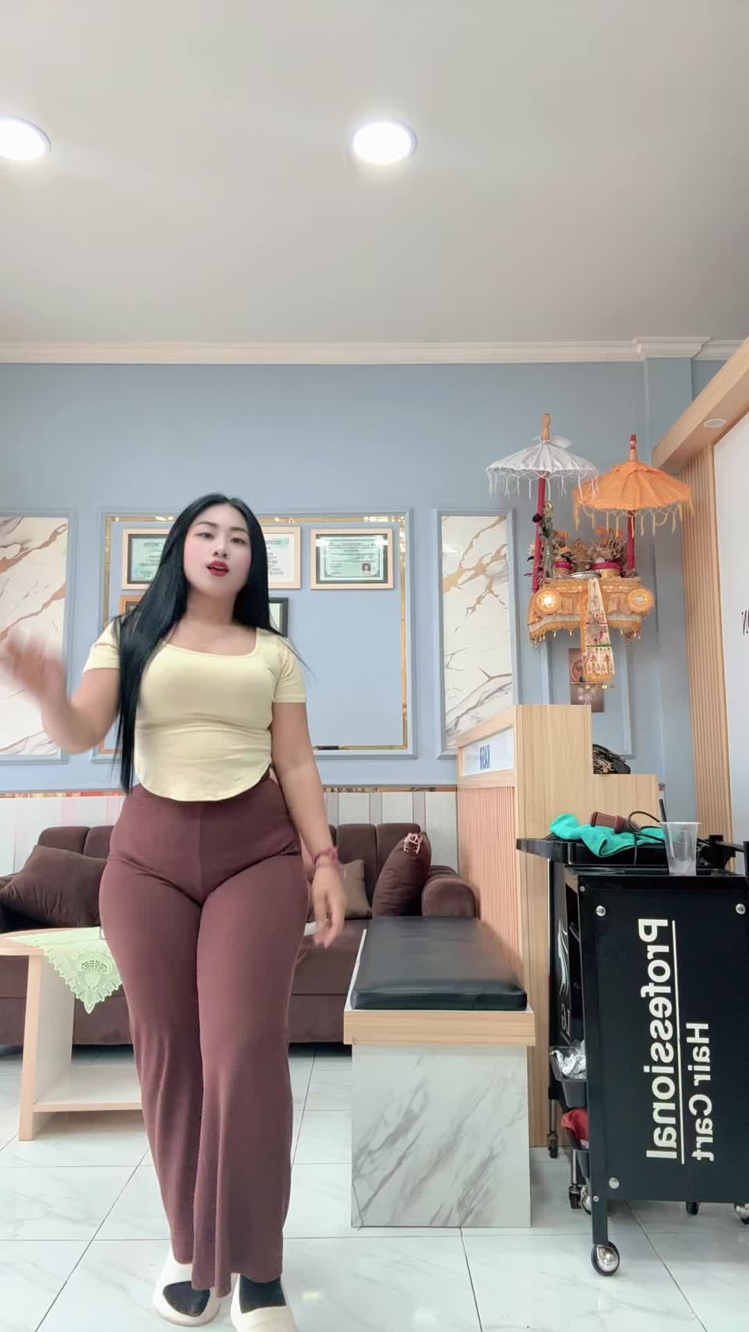 @komang_amix