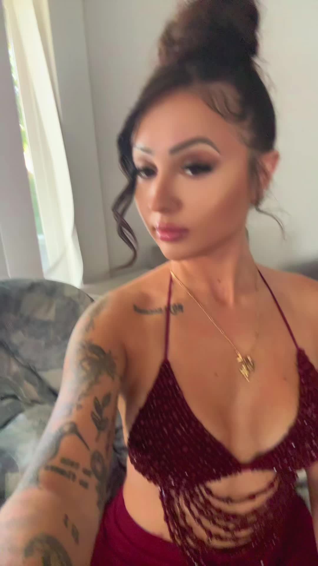 @VICKAYYY 💜