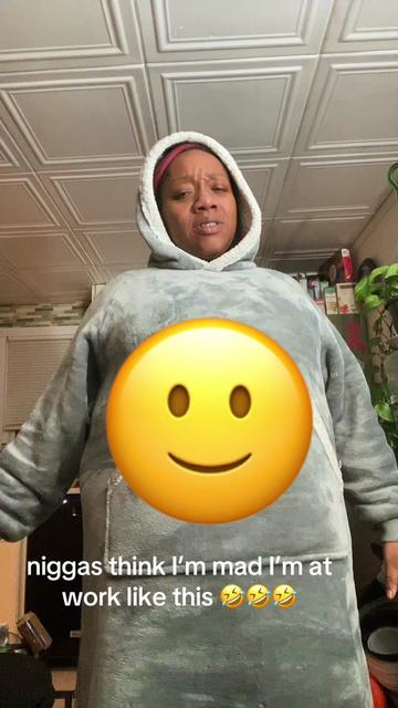 @Dee_nuggss