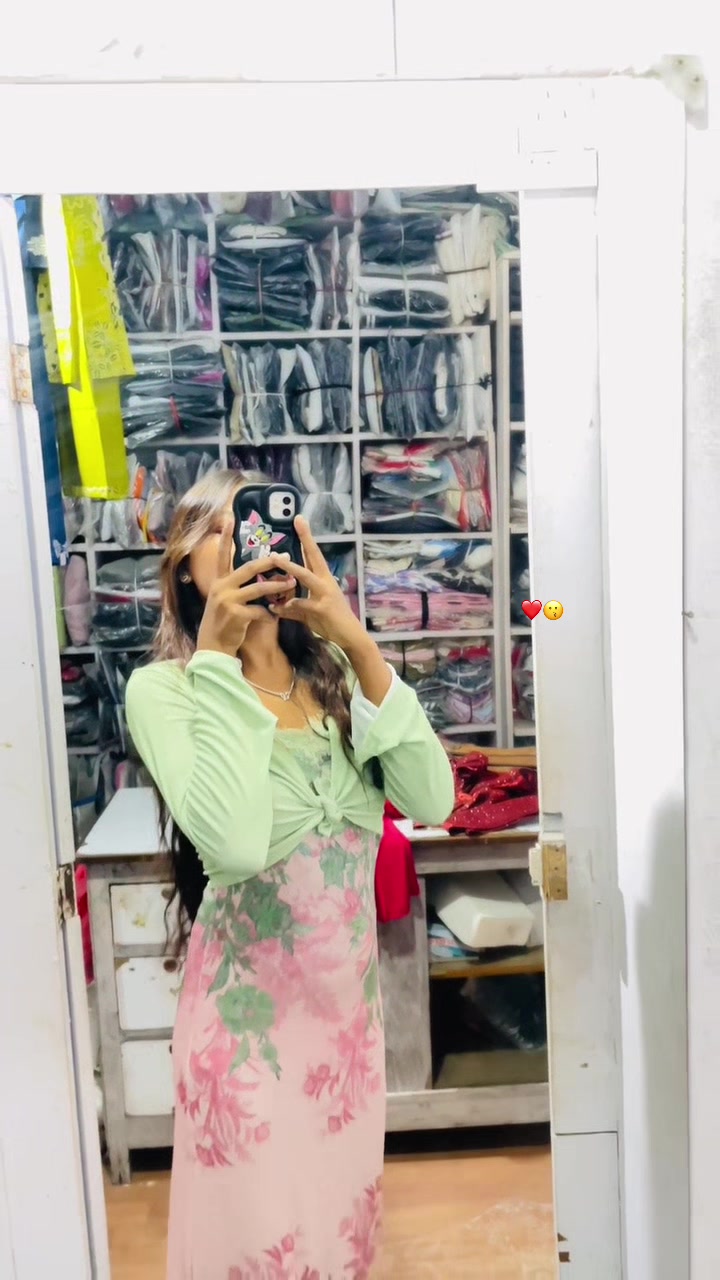 @समिक्षा..!😵💫