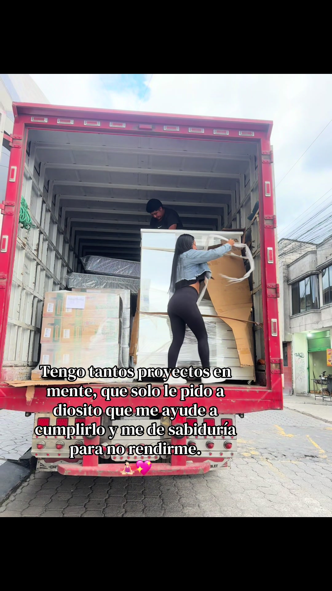 @𝑀𝐼𝐾𝐼 𝑇𝐸𝐹𝑌𝑆 👸