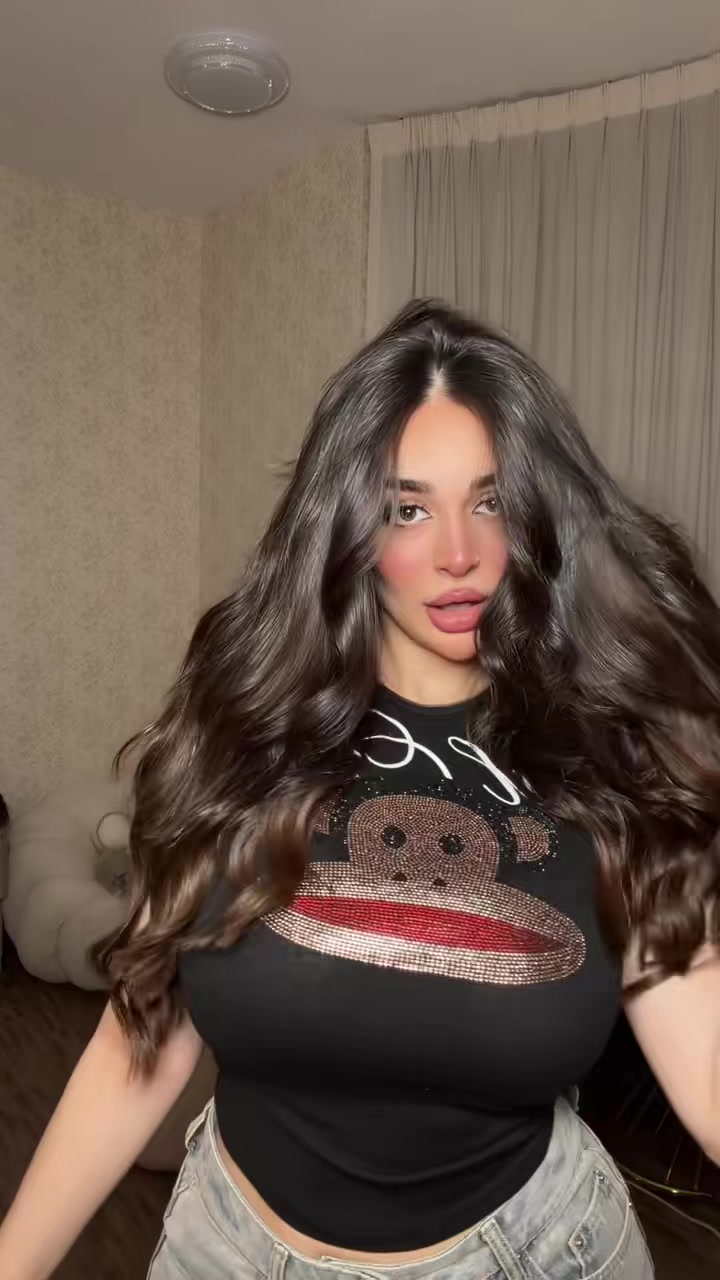 @ℍ𝕆𝕋🤑ℂℍ𝕀𝕃𝕃🌶️