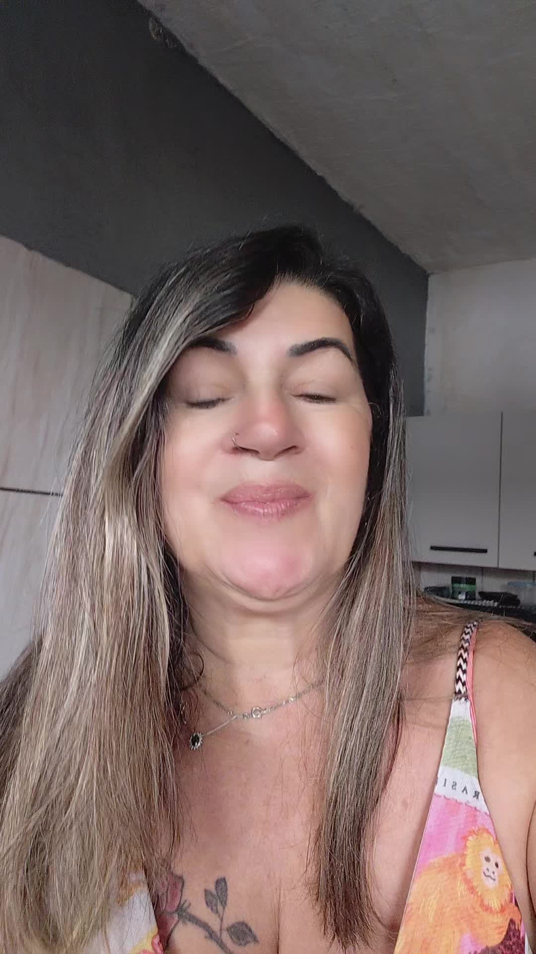 @Lucia Lins