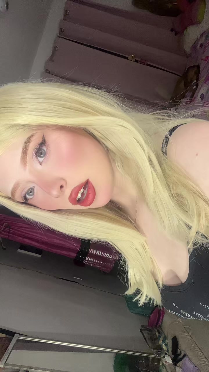 @Sof👸🏼