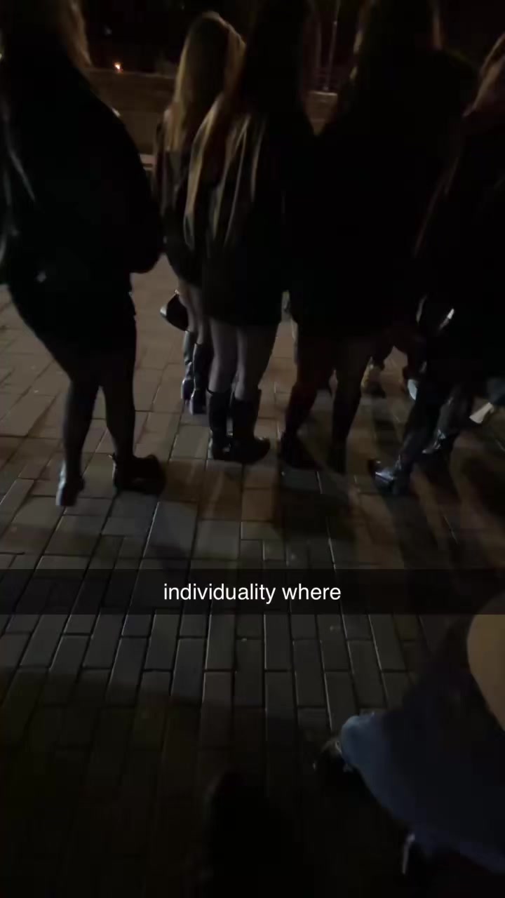 @Luna