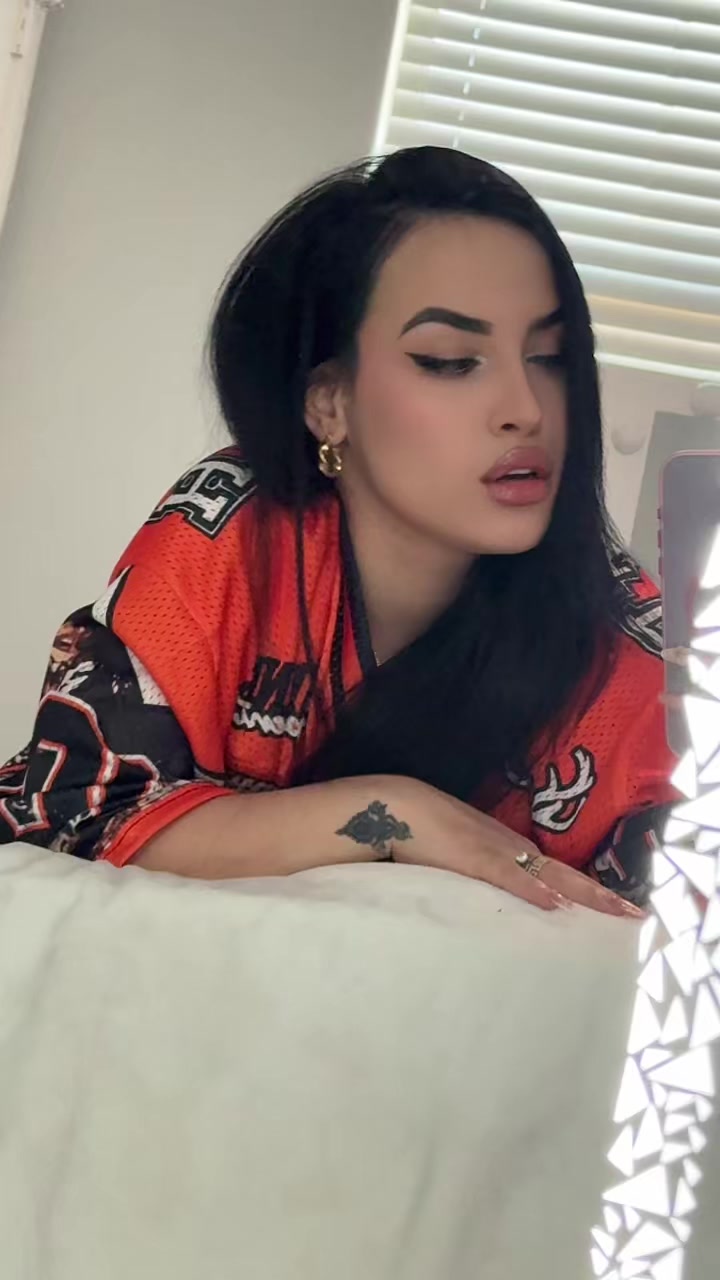 @thaly_cuba