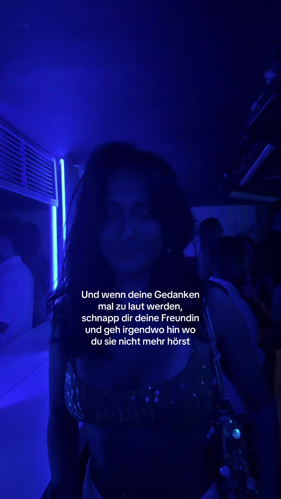 @Bella