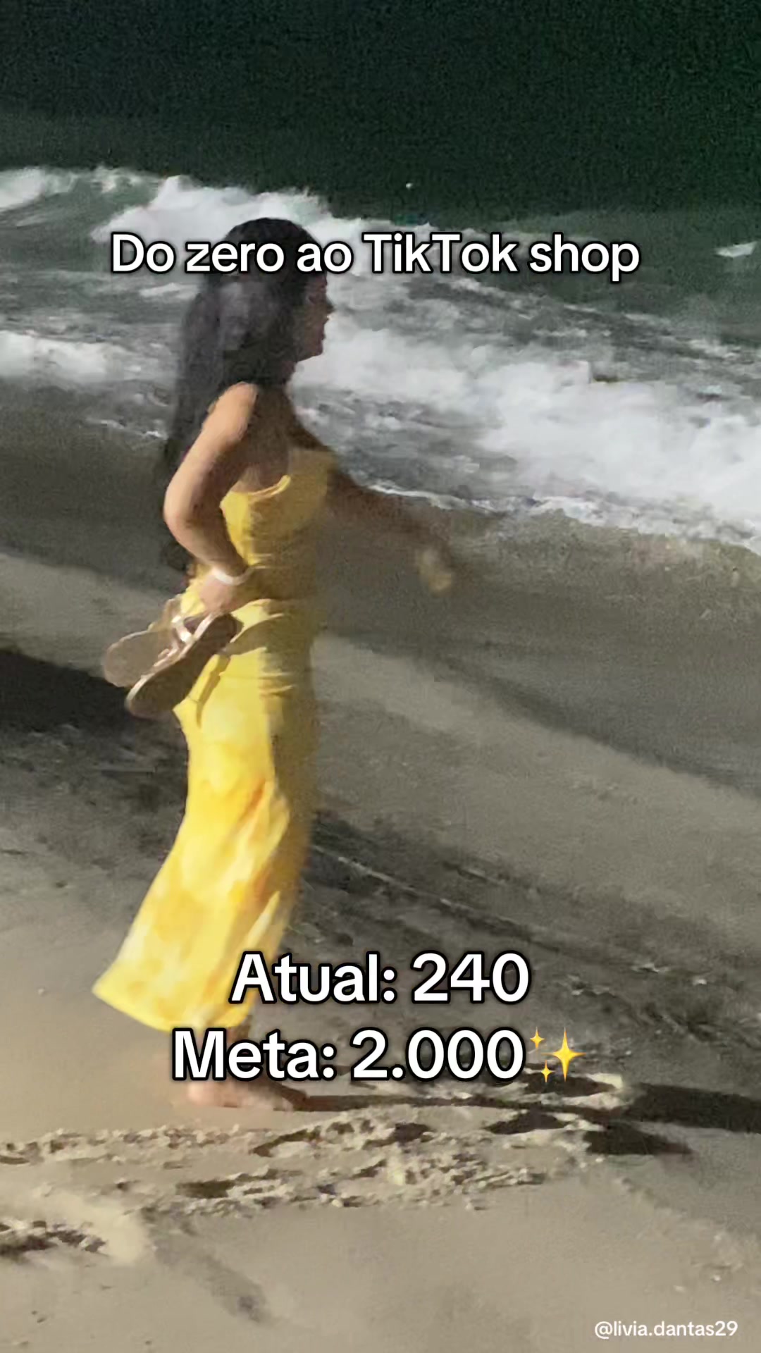 @L&iacute;via Dantas