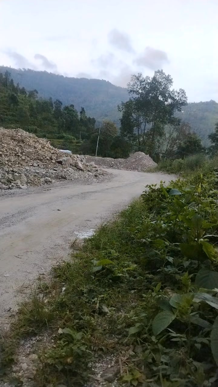@༺MR.PRADHAN꧂ 🇳🇵,