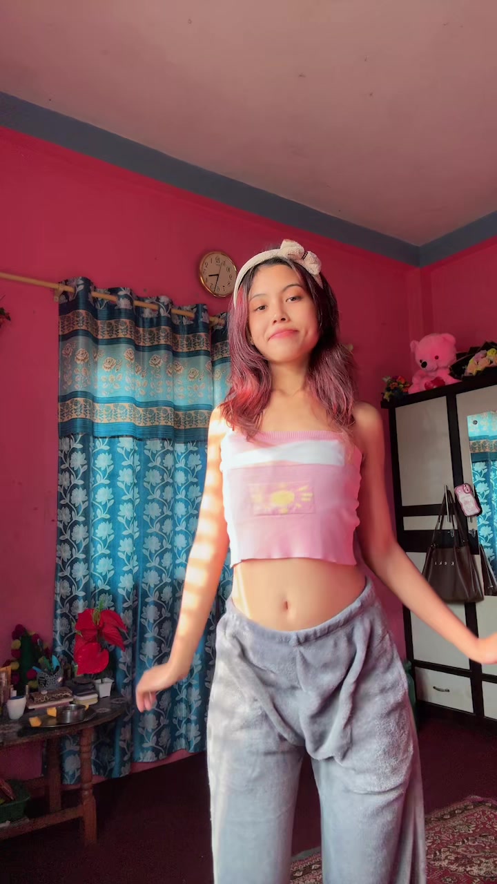 @Binniee🐝